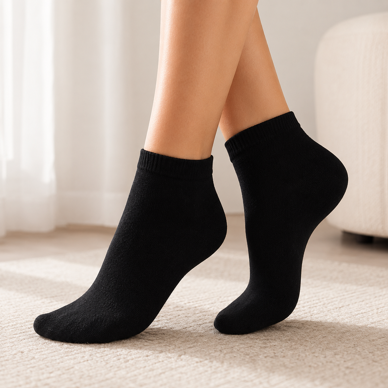 Women Plain Black Ankle Socks