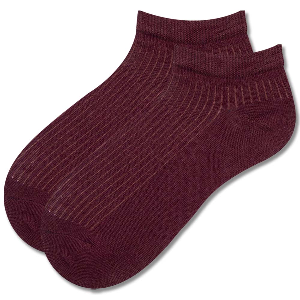 Women Maroon Ribbed Ankle Socks