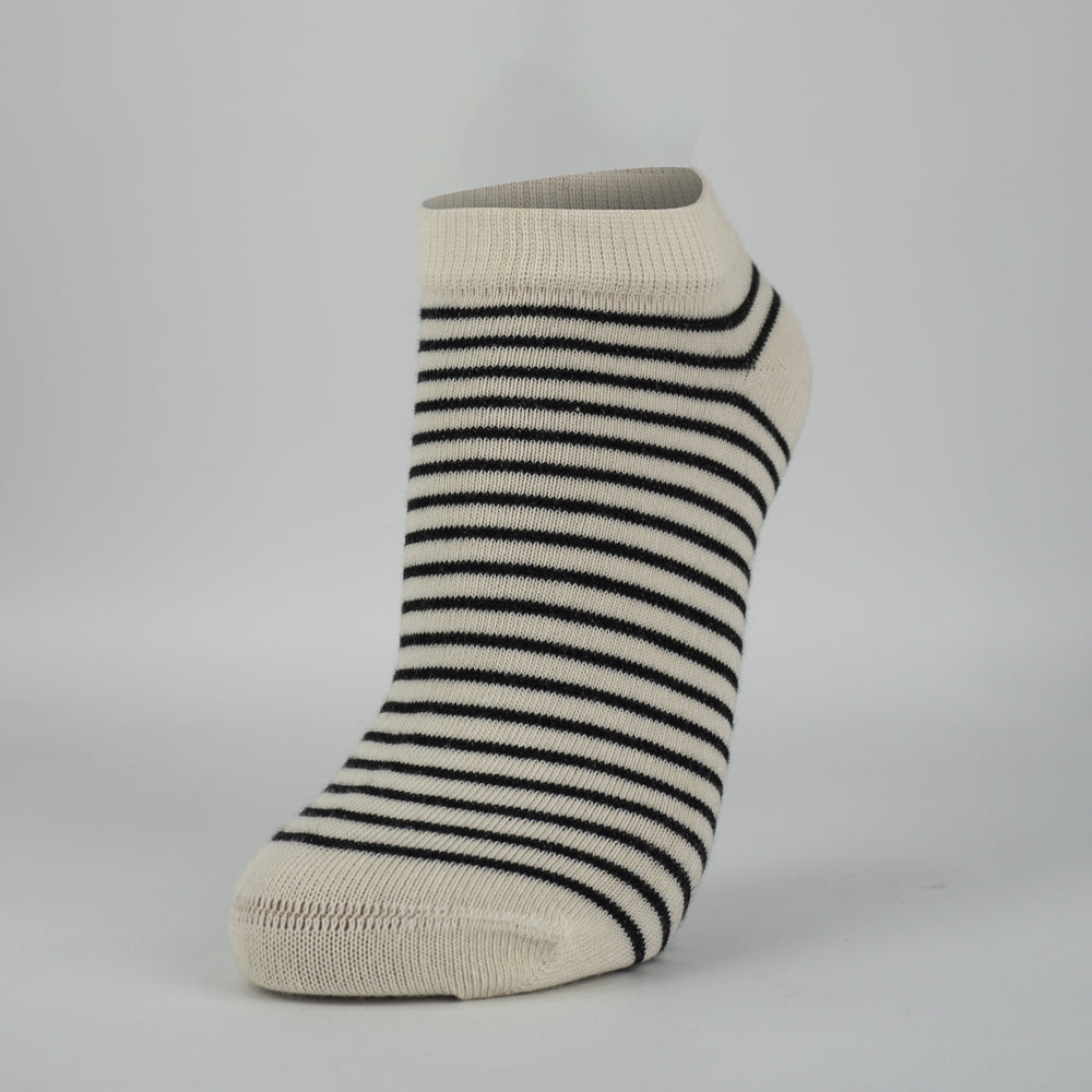 Minimalist Striped Women Ankle Socks