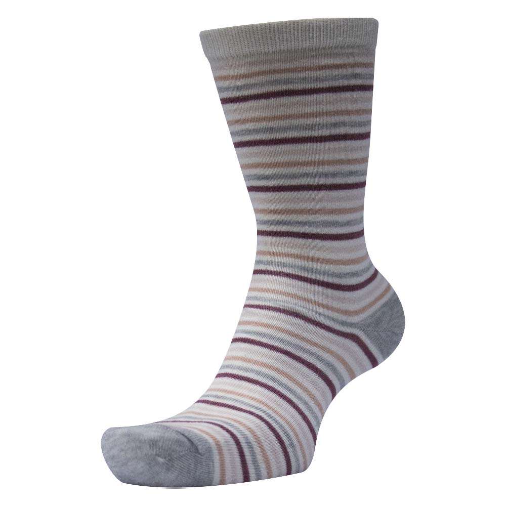 Cozy Vibes | Girls' Aesthetic Striped Crew Socks