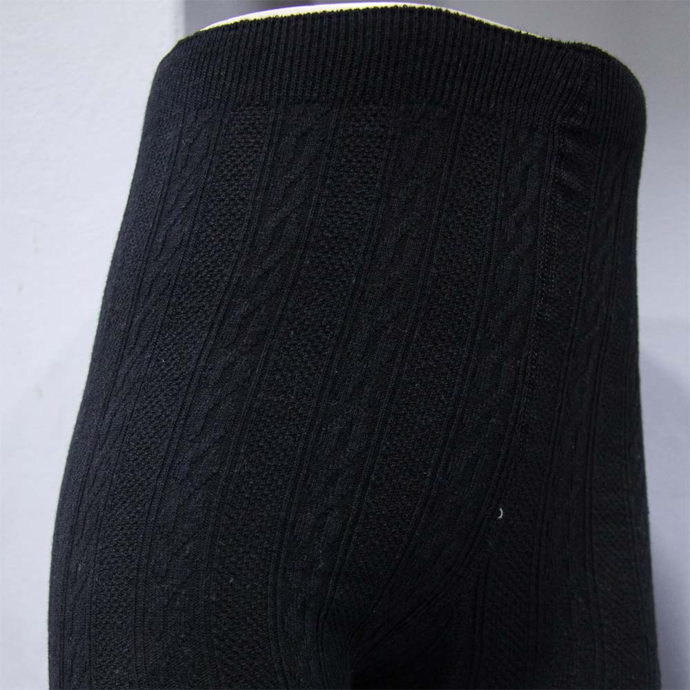 Girl's Trendy Black Cable Knit Tights (OT)