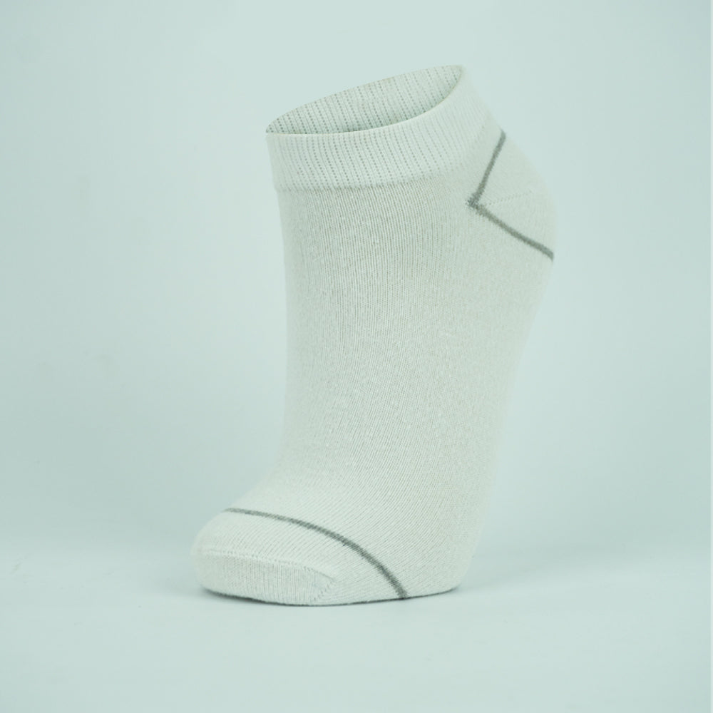 Unisex White Cotton Ankle Socks