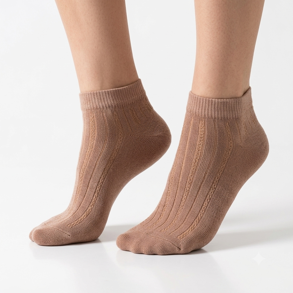 Women Ribbed Ankle Brown Socks