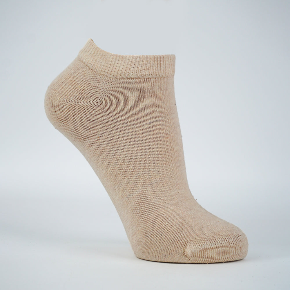 Women Plain Ankle Socks