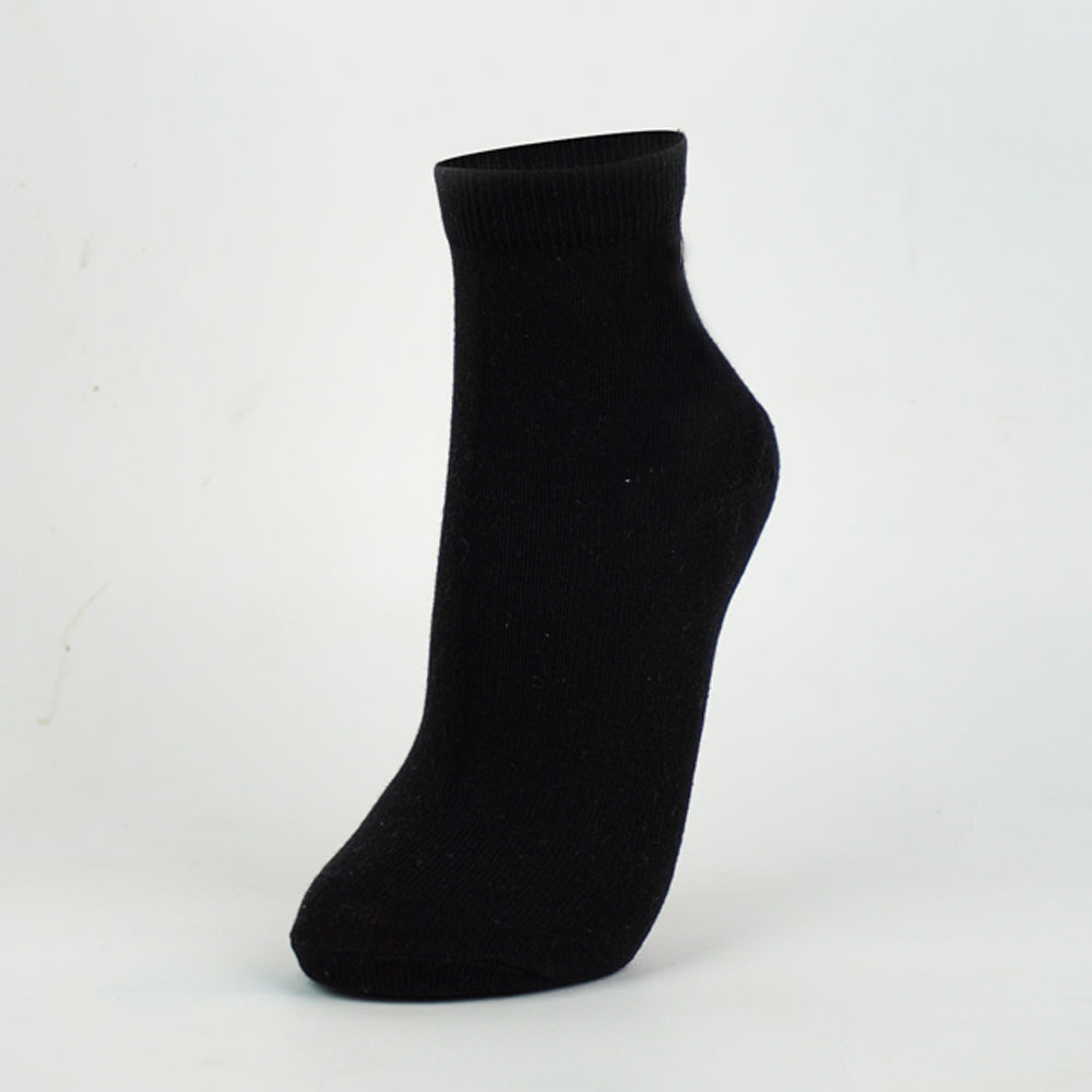 Women Plain Black Ankle Socks