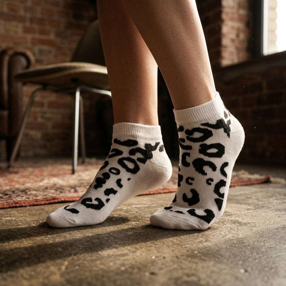 Women Leopard Print Ankle Socks