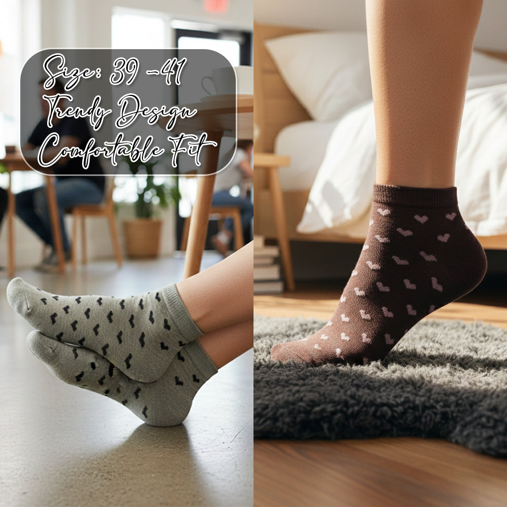Women Heart Print Ankle Socks