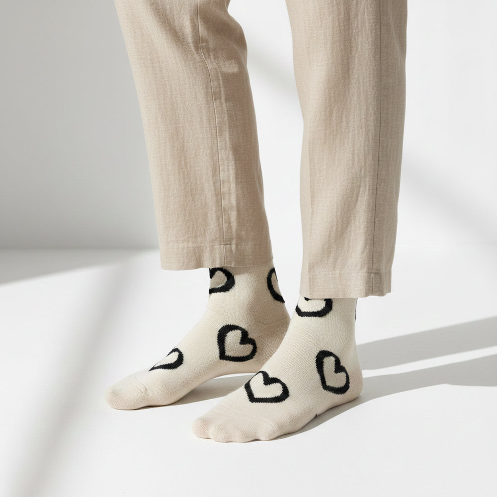 Women Cute Heart Print Crew Socks