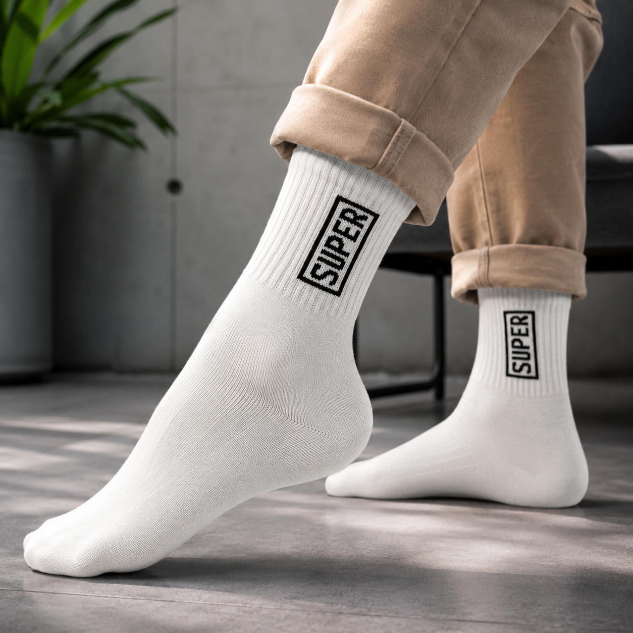 SUPER Logo Men's Quarter Socks